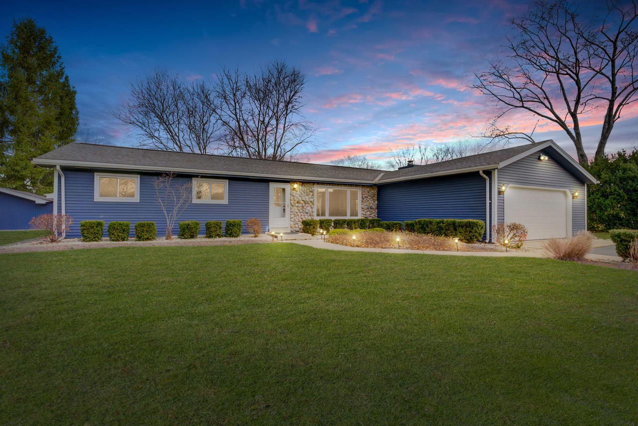 8718 W Poplar, Mequon, WI 53097