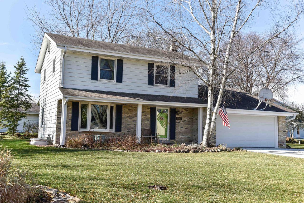 3595 S Greenlawn Ter., New Berlin, WI 53151