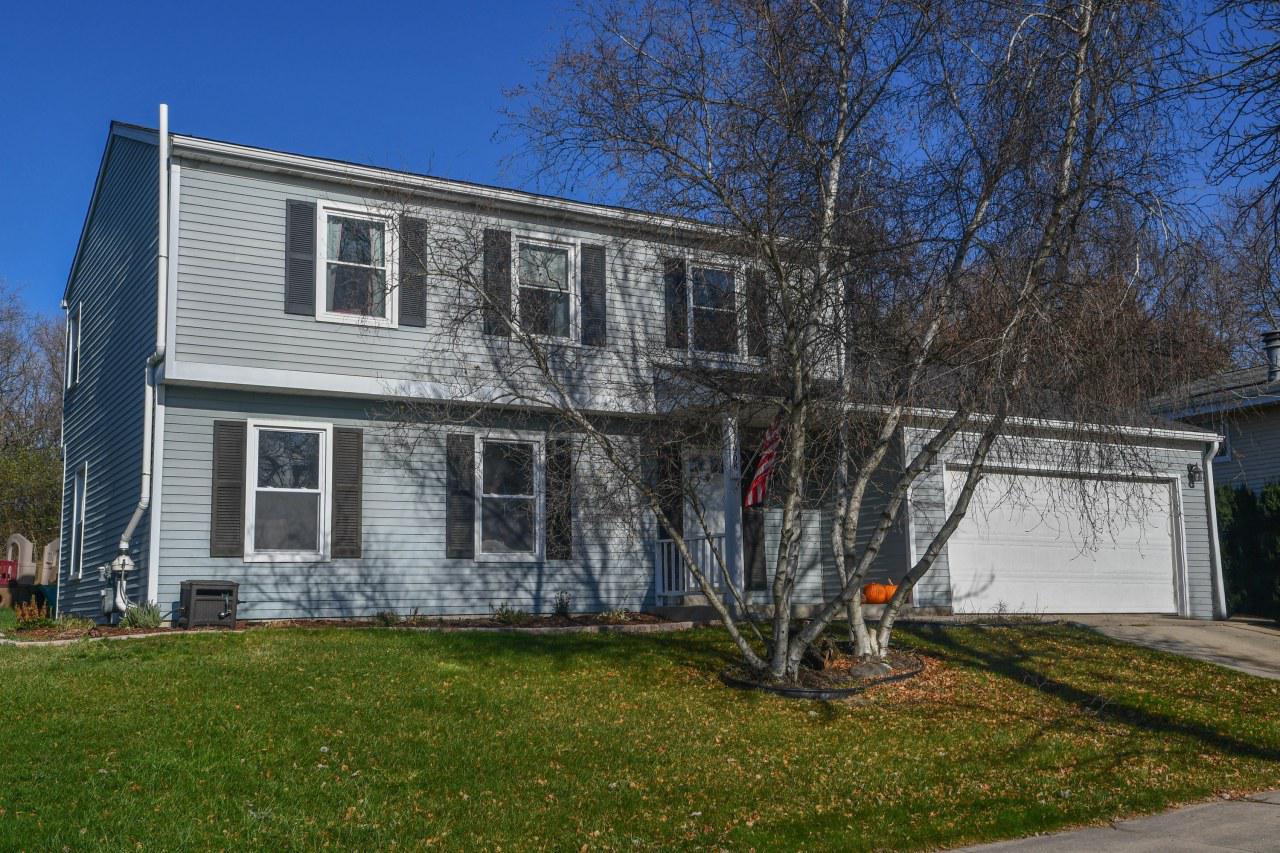 1908 Harris-highland Dr, Waukesha, WI 53188