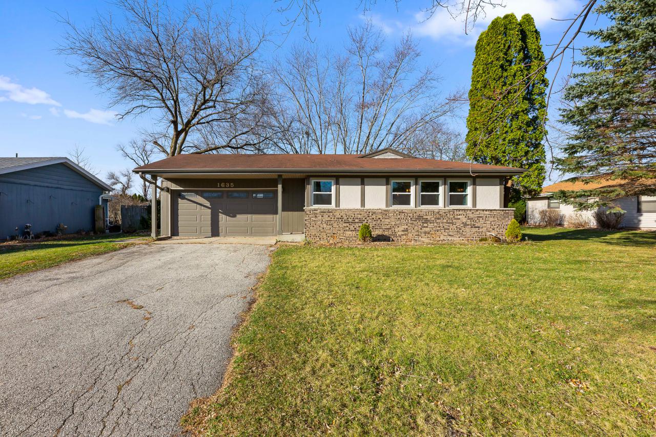 1635 S 165th St., New Berlin, WI 53151