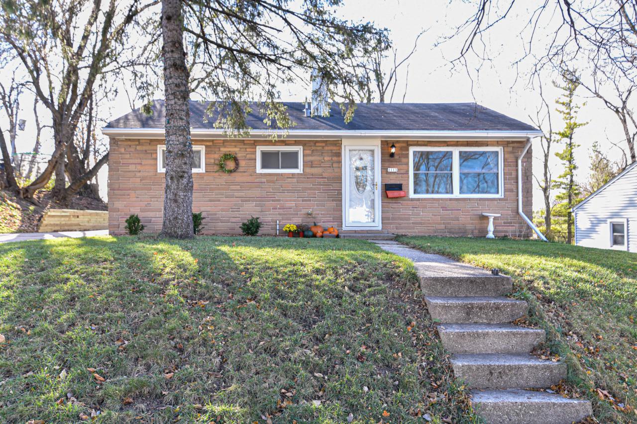1113 Margaret St., Waukesha, WI 53186