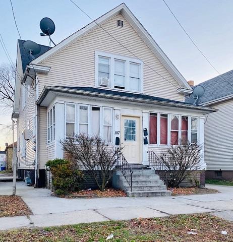 1117 61st St., Kenosha, WI 53143