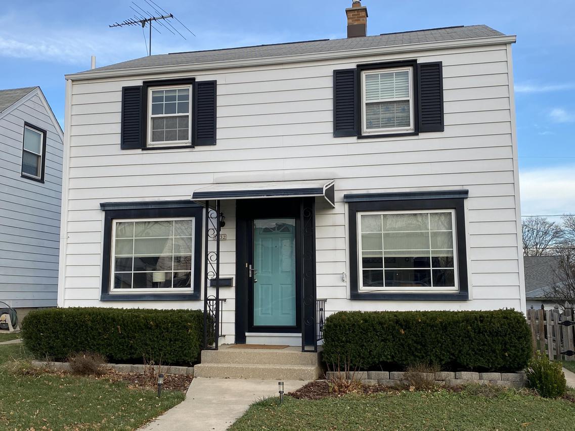 3732 S 16th St., Milwaukee, WI 53221
