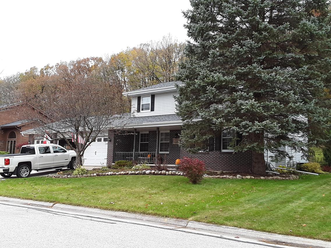 712 Richardson Ave., Sheboygan Falls, WI 53085