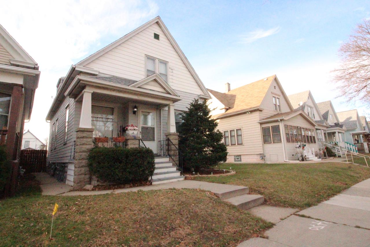 2241 S 30th St. #Street, Milwaukee, WI 53215