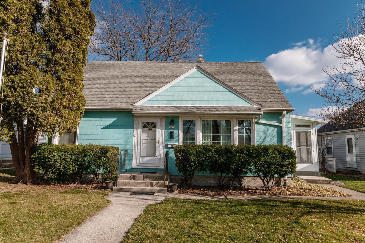 3134 N 82nd St, Milwaukee, WI 53222