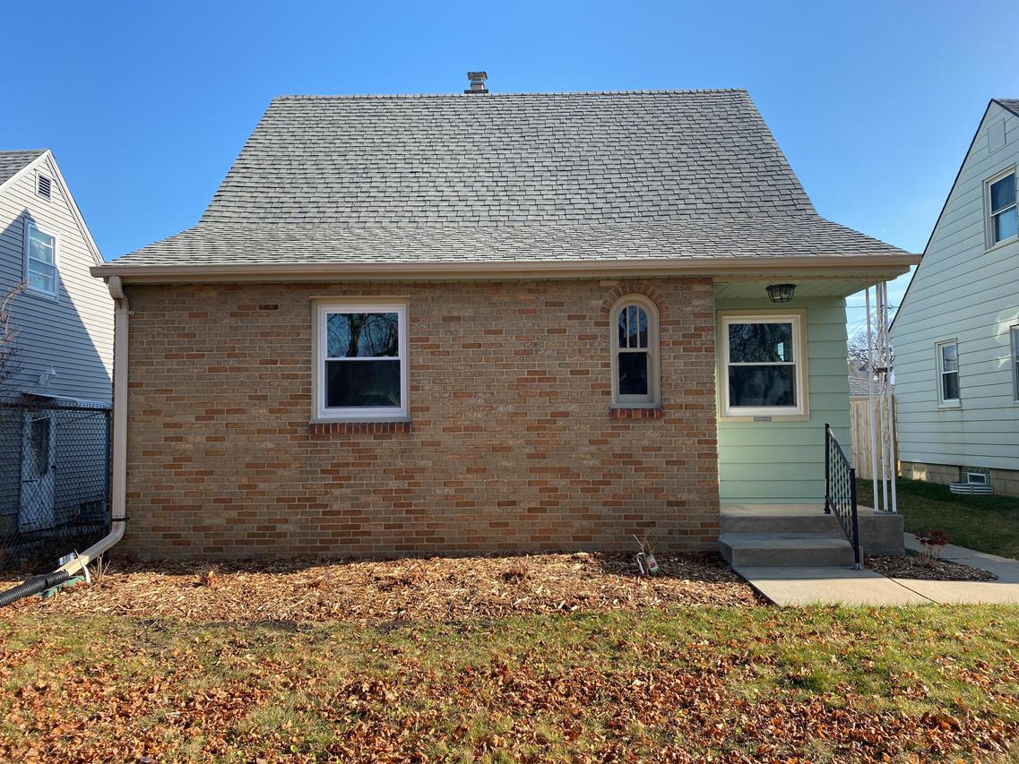 2544 S 71st St, Milwaukee, WI 53219