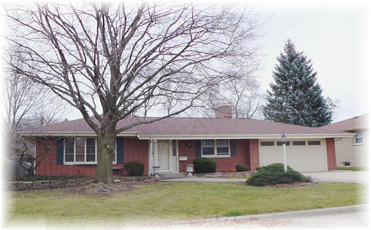 1349 Harrington Dr., Racine, WI 53405