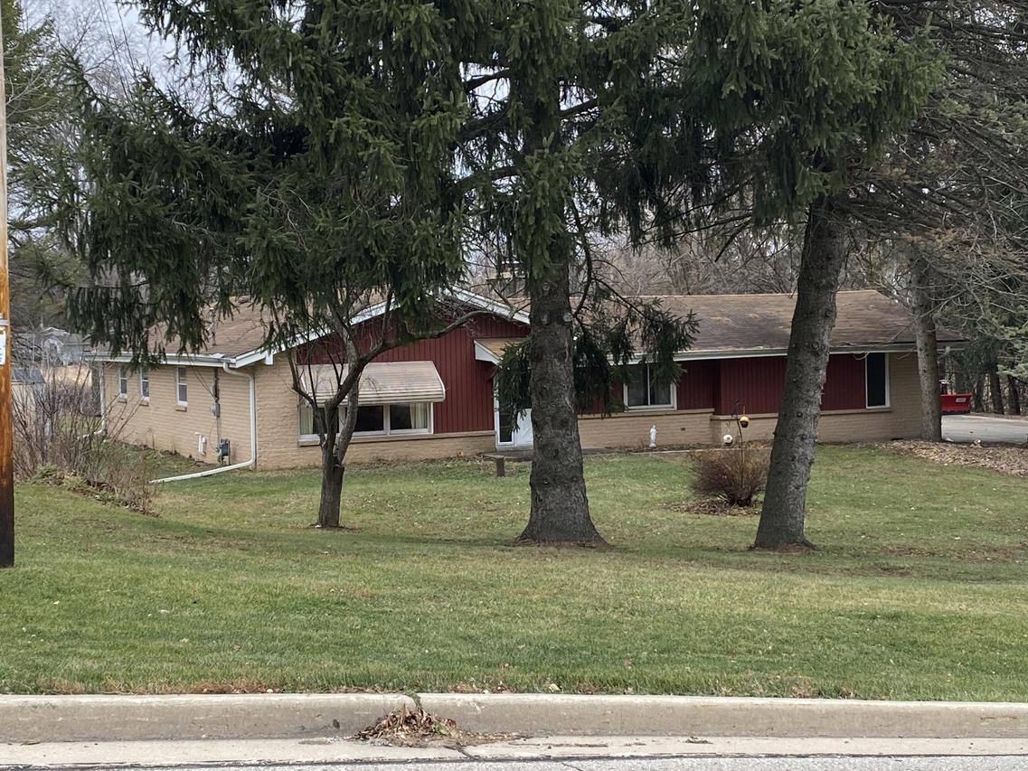 1650 S Springdale Rd., New Berlin, WI 53146