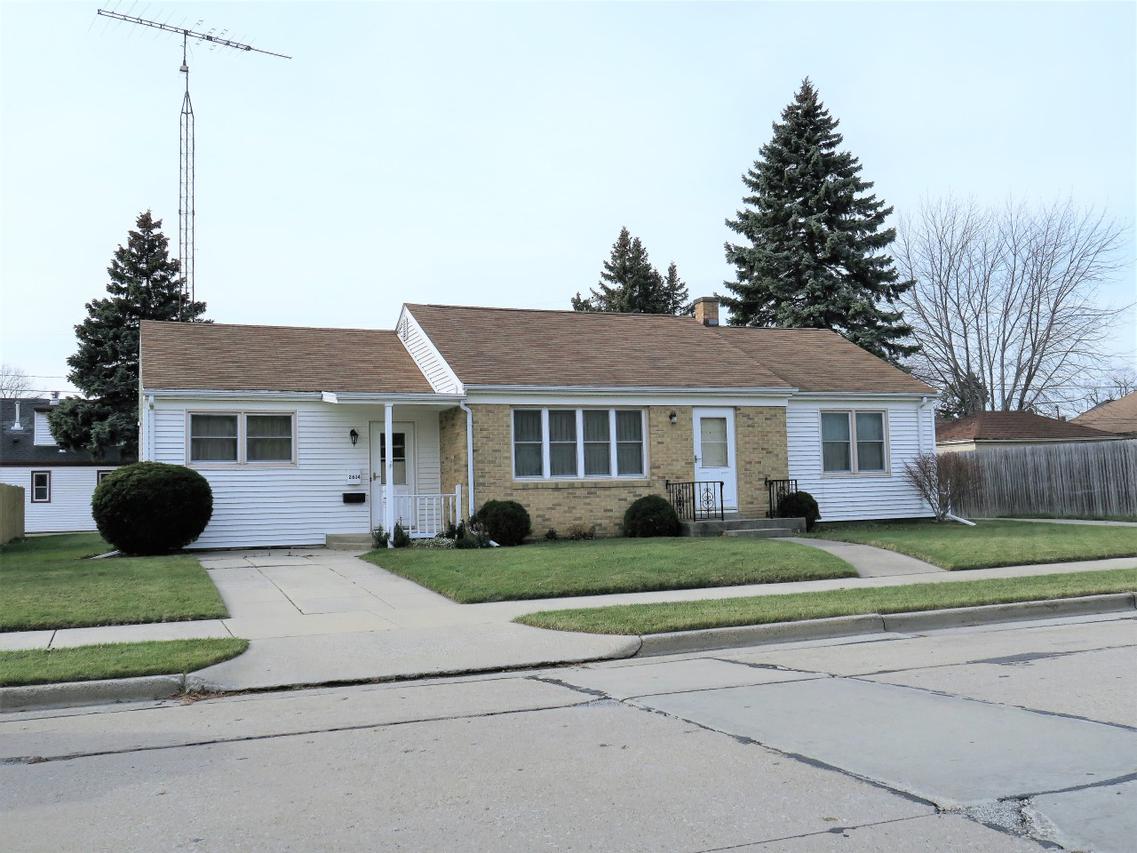 2614 Drexel Ave., Racine, WI 53403