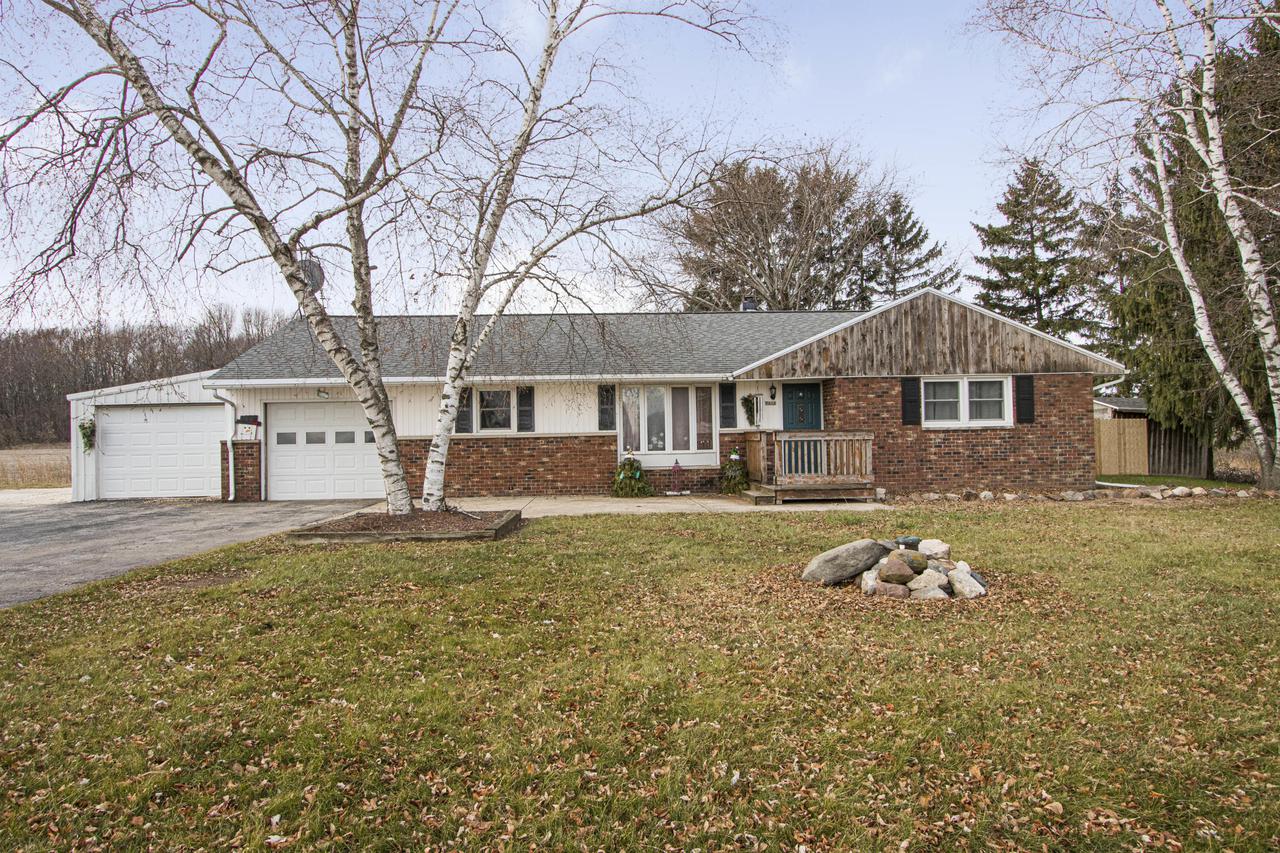 7216 County Highway G -, Franklin, WI 54230