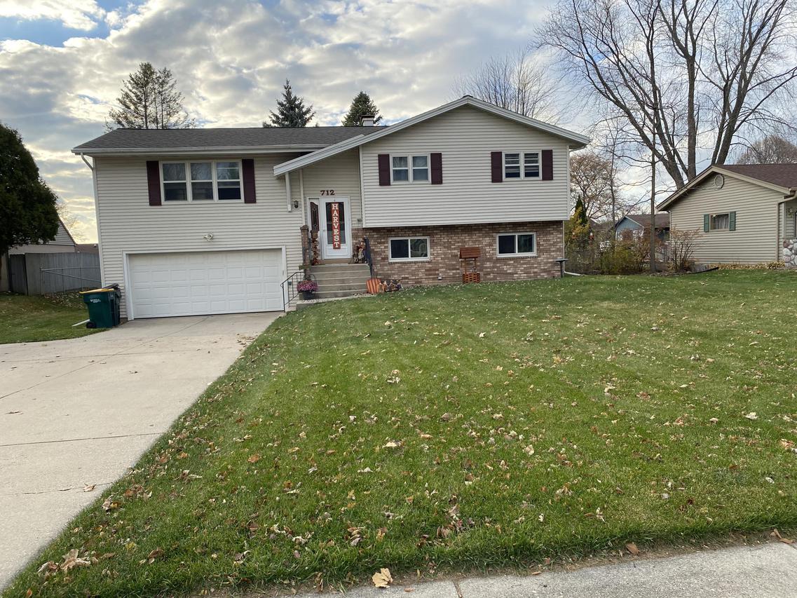 712 S 18th Ave., West Bend, WI 53095