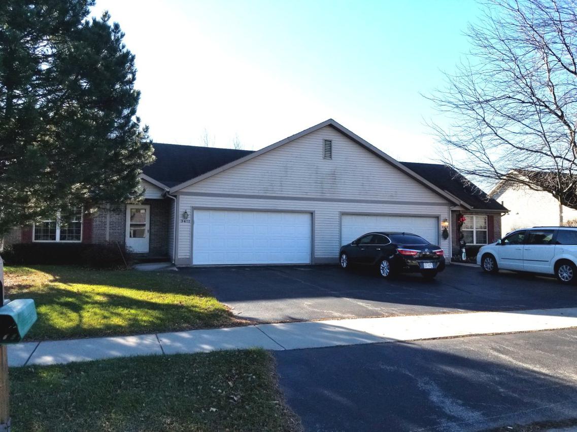 3411 Stanford Ln #3413, West Bend, WI 53090