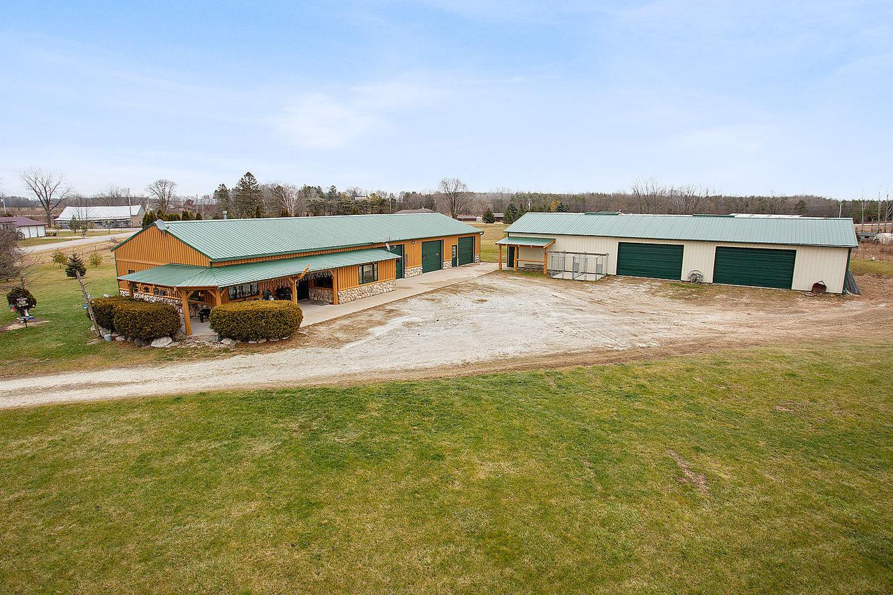 10729 Polifka Rd., Whitelaw, WI 54247