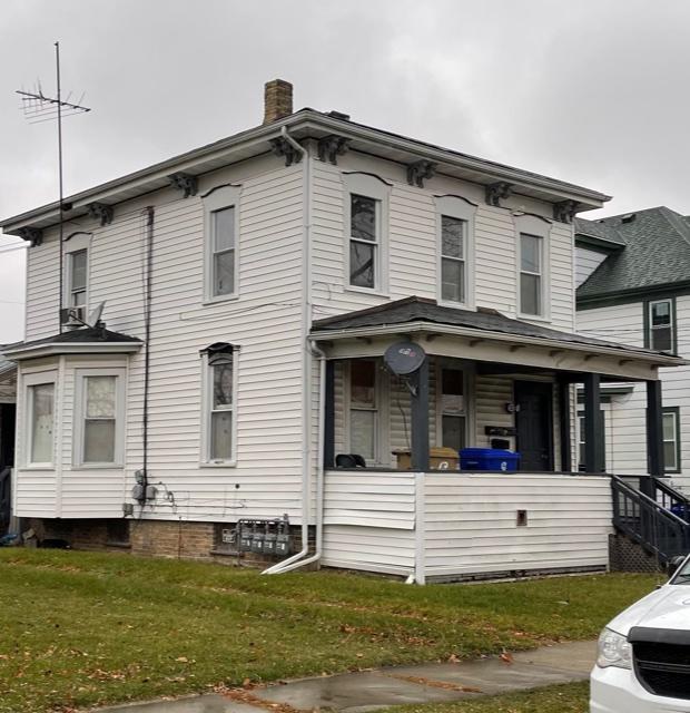 4904 18th Ave, Kenosha, WI 53140