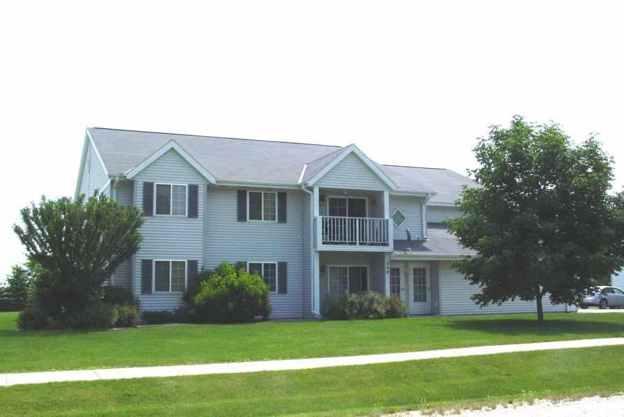 254 Minz Park Cir. #3, West Bend, WI 53095