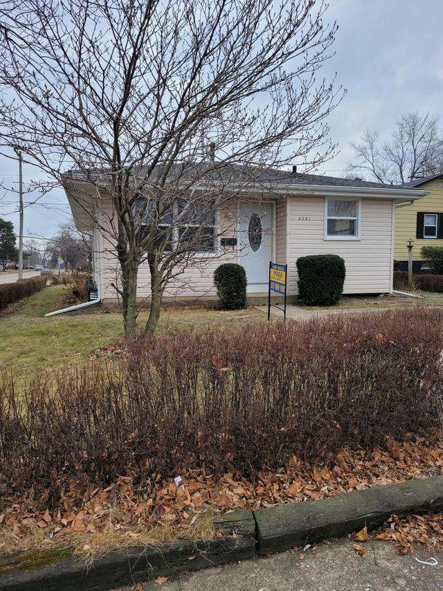 4201 Olive St., Racine, WI 53405