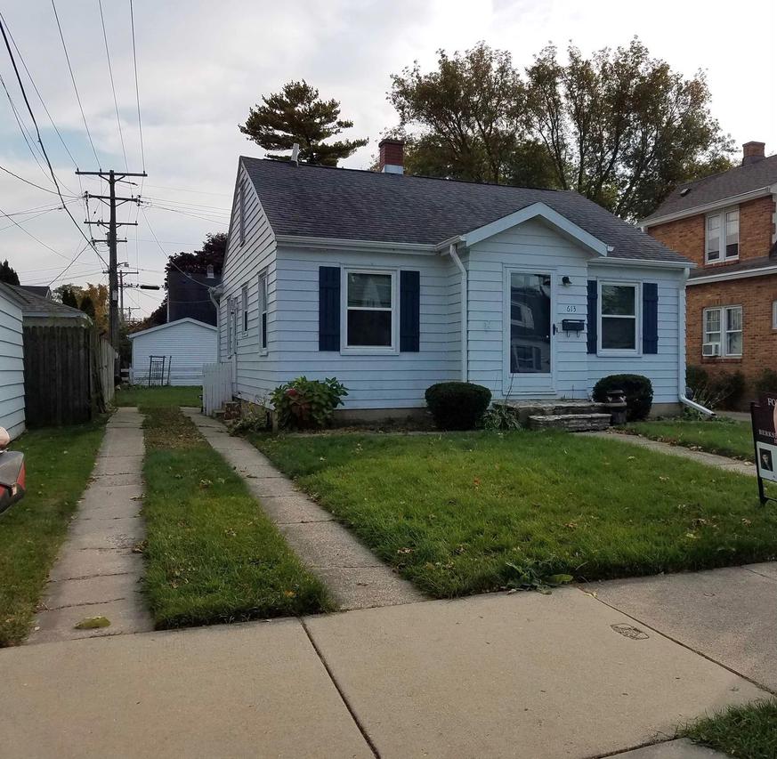 613 William St, Racine, WI 53402