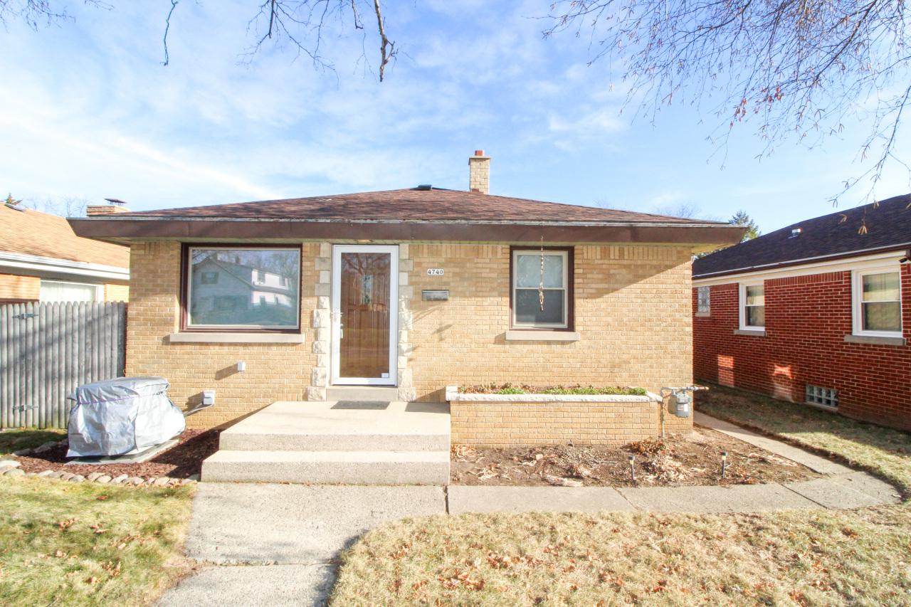 4740 N 70th St, Milwaukee, WI 53218