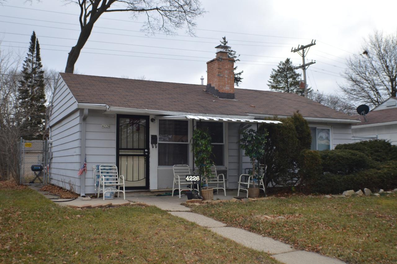 4226 N 42nd Pl., Milwaukee, WI 53216