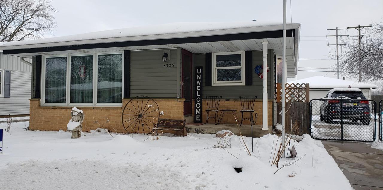 3325 Kennsington Sq Rd., Sturtevant, WI 53177