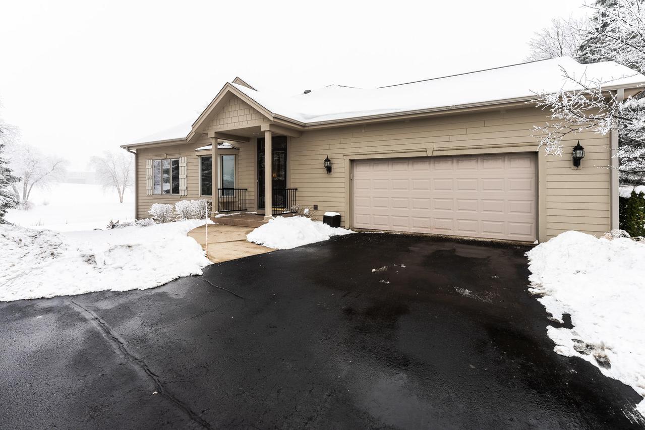 617 Trevino Dr. #9-54, Geneva, WI 53147