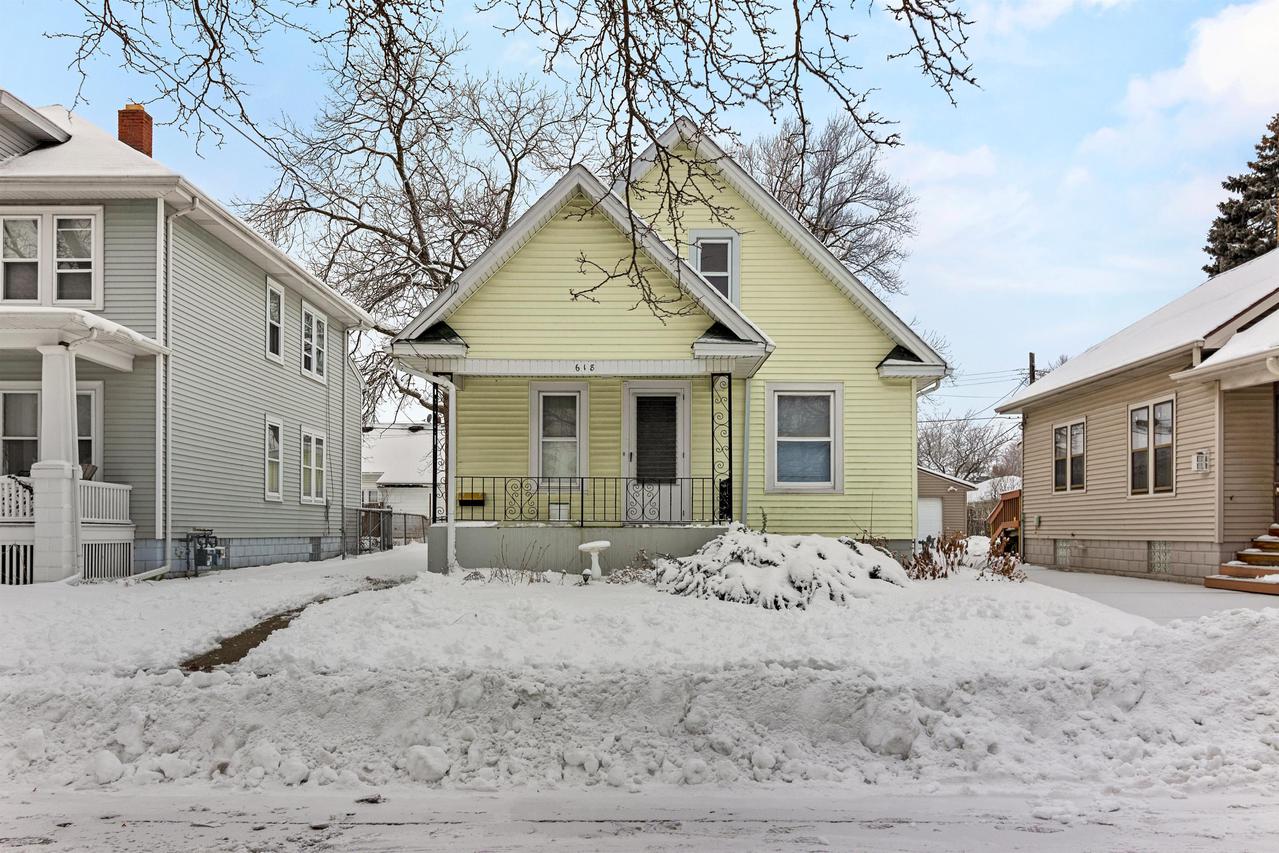 618 Hayes Ave., Racine, WI 53405