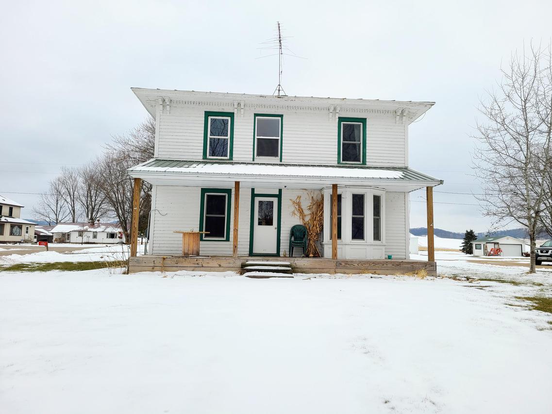 7984 Jancing Ave, Leon, WI 54656