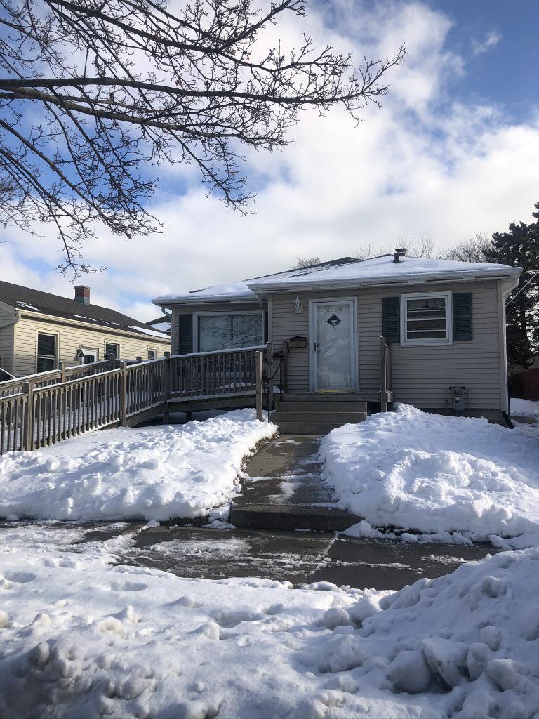 2809 Drexel Ave, Racine, WI 53403