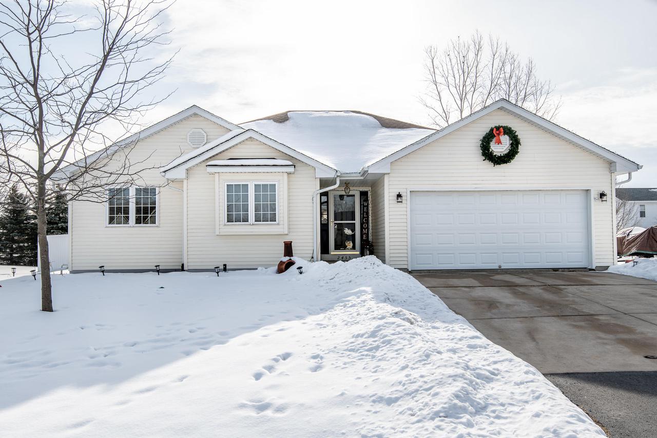 2455 5 Mile Rd, Caledonia, WI 53402