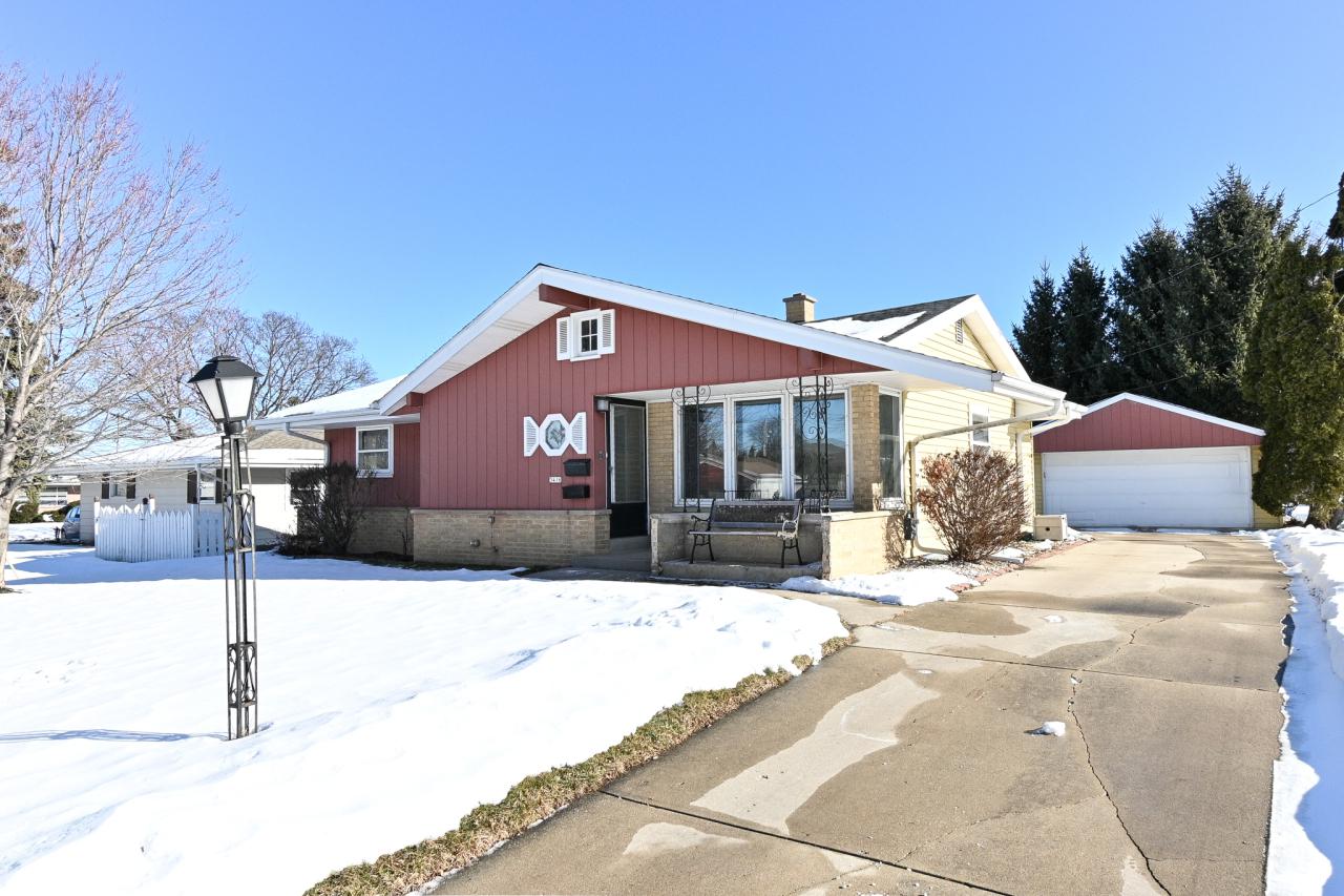 3416 S 91st St., Milwaukee, WI 53227