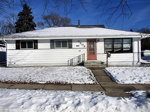 5809 41st Ave, Kenosha, WI 53144