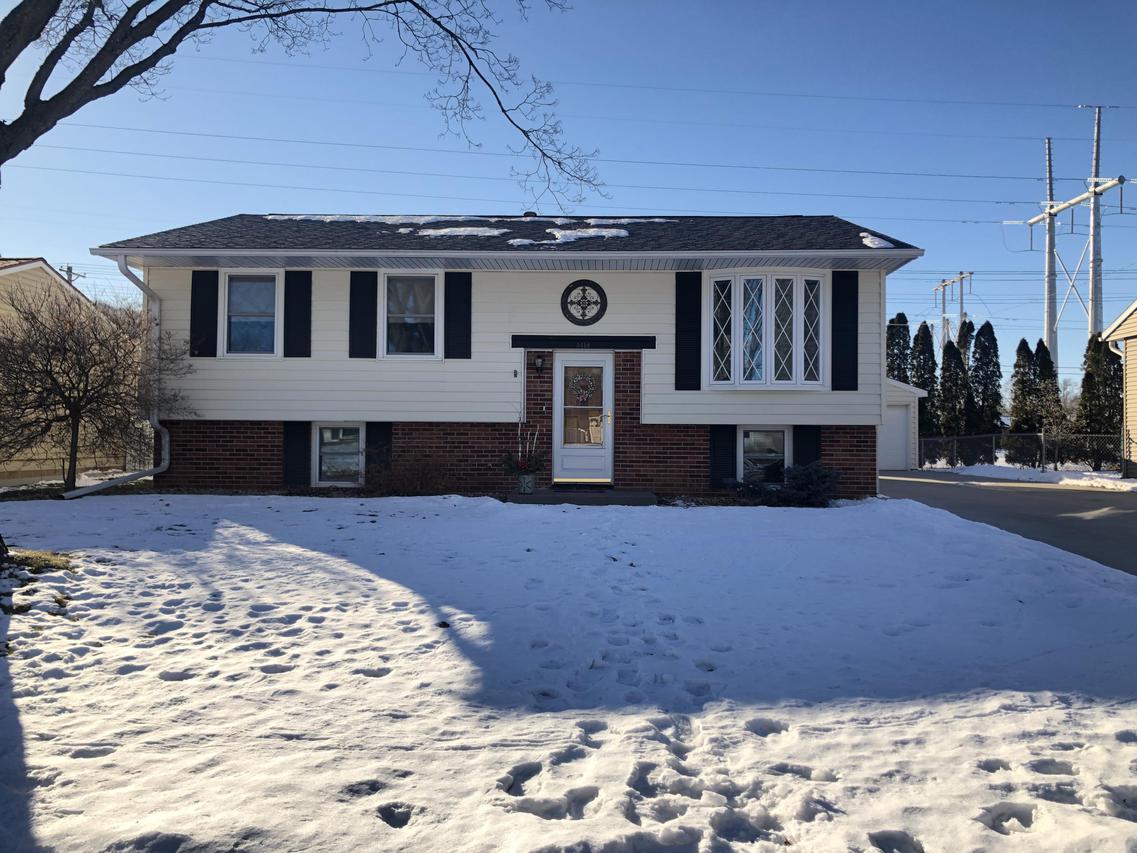 3414 Birch St, La Crosse, WI 54601
