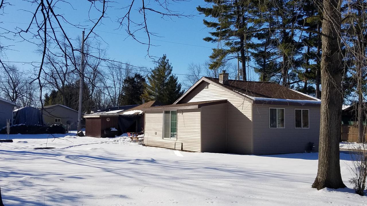 24705 Wilson St., Dover, WI 53139