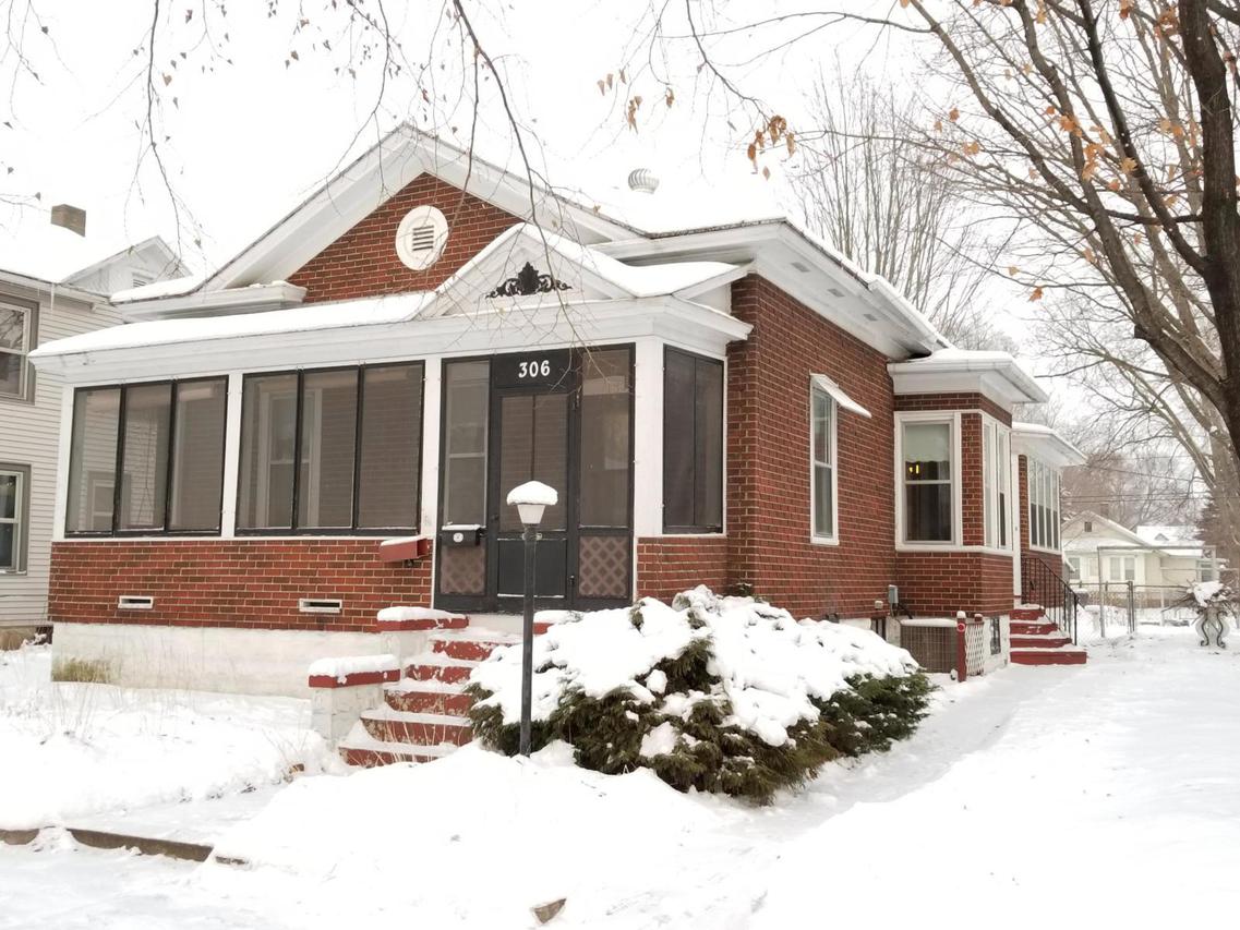 306 Caledonia St., La Crosse, WI 54603