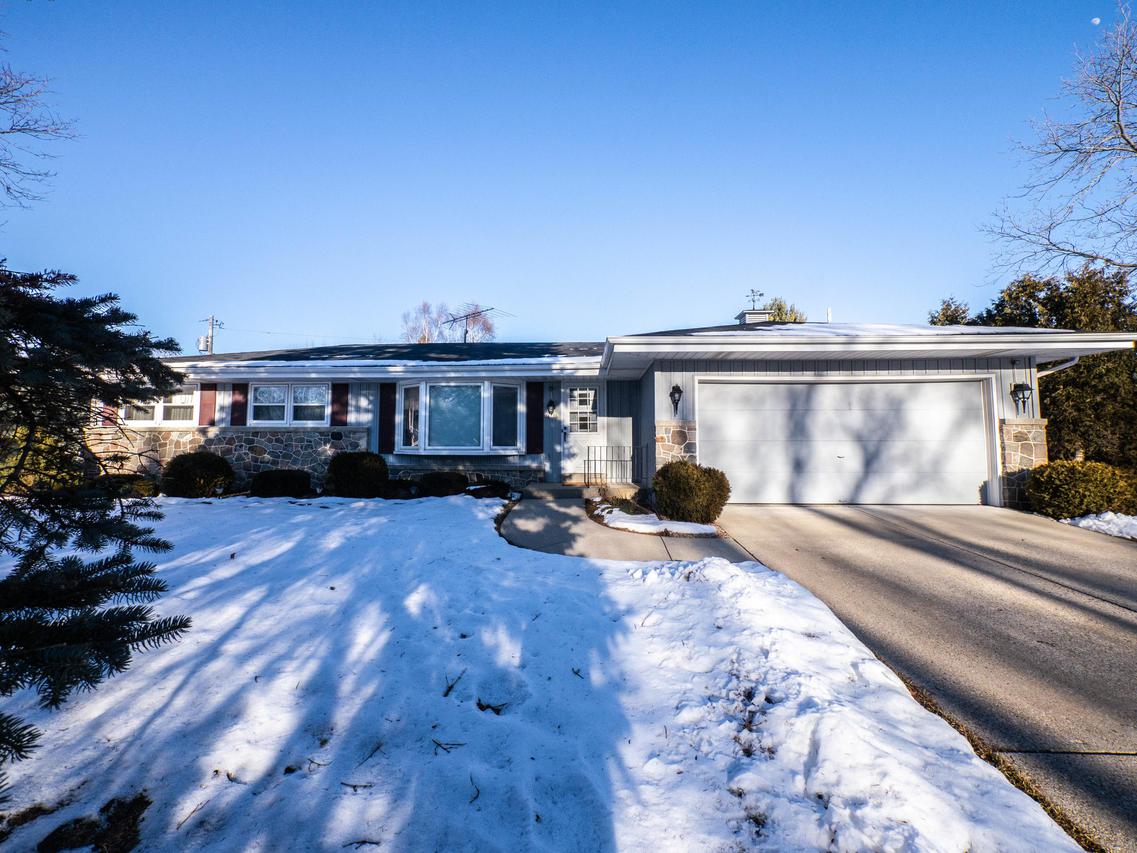 12700 W Cortez Dr., New Berlin, WI 53151