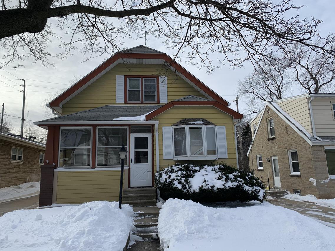 431 S 86th St, Milwaukee, WI 53214