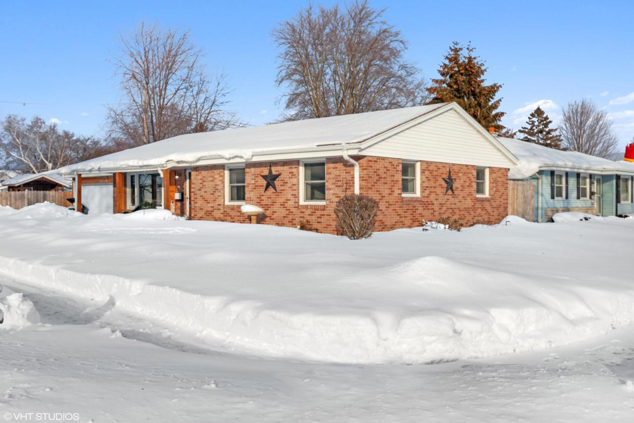 5233 Lilac Ln., Racine, WI 53406
