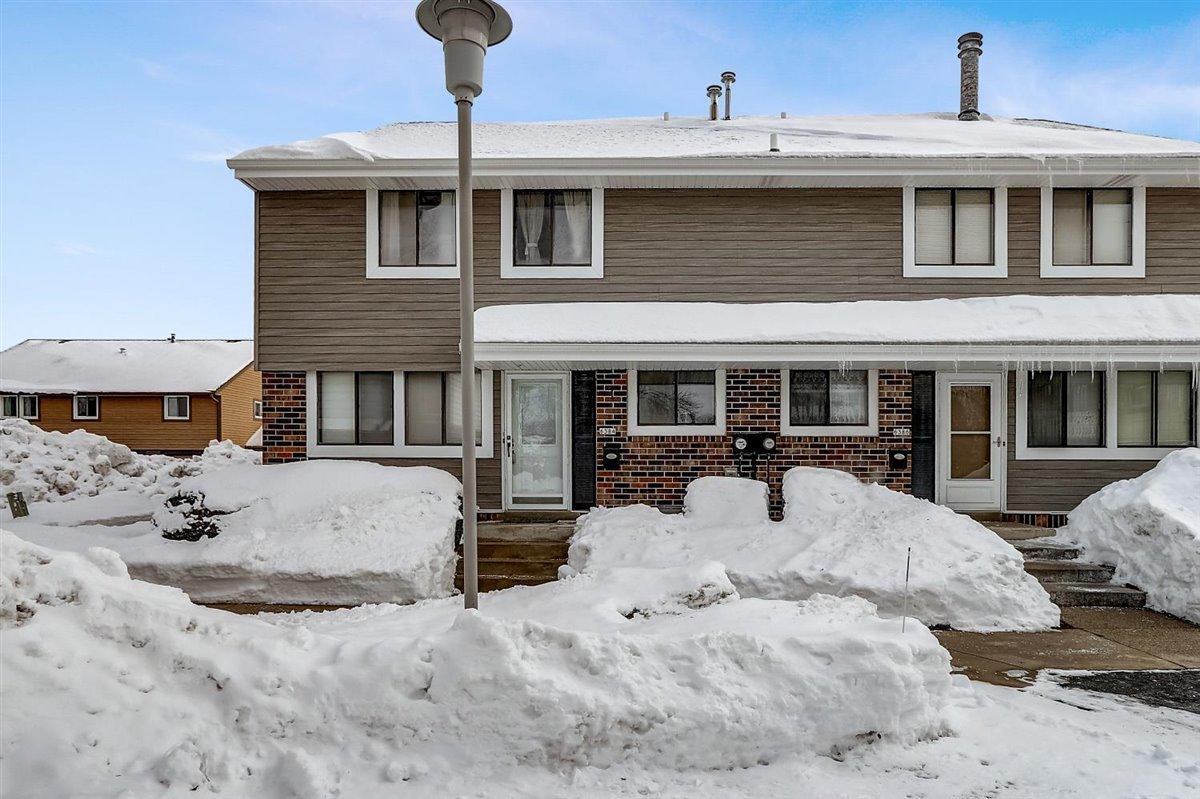 6384 S 20th St, Milwaukee, WI 53221