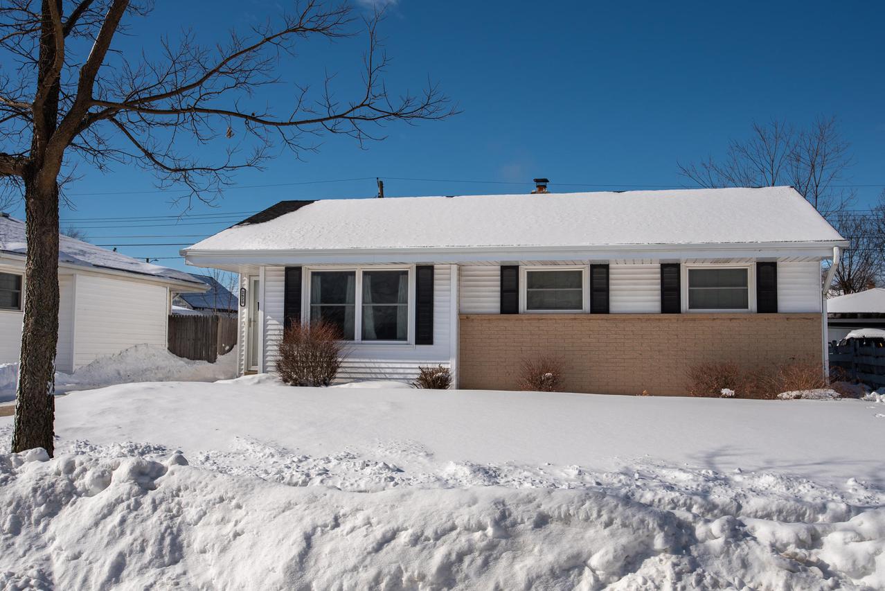 2620 Donna Ave., Racine, WI 53404