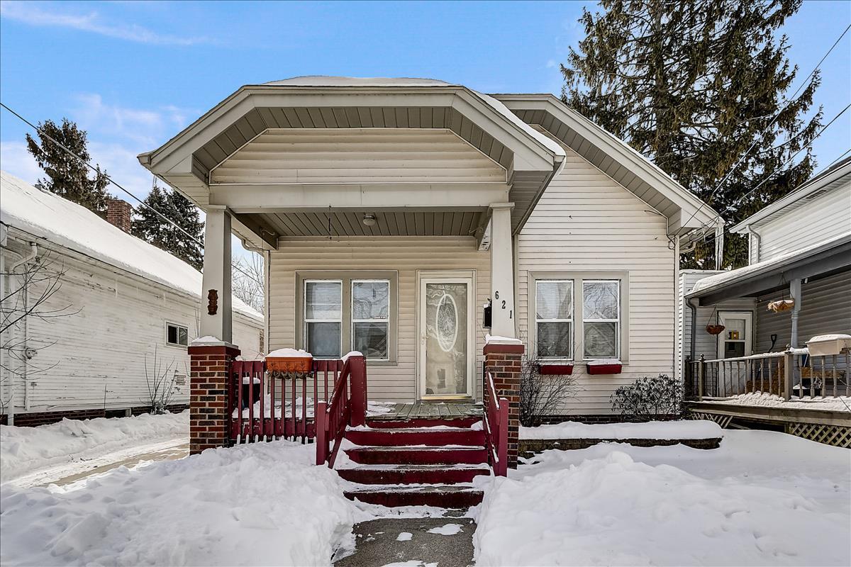 621 English St, Racine, WI 53402