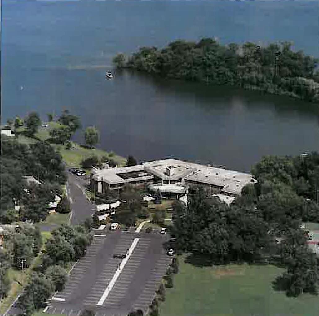 3405 Browns Lake Dr. #24, Burlington, WI 53105