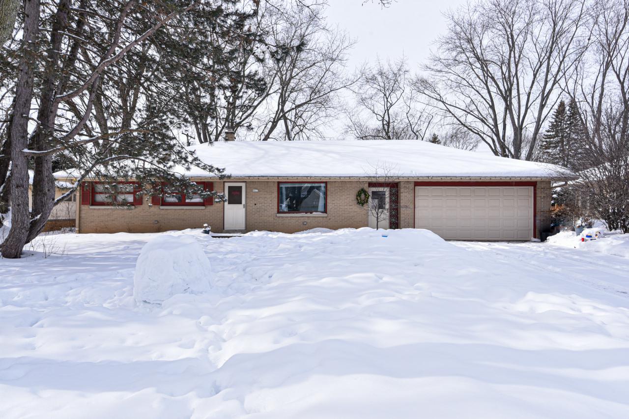 4417 N 108th St., Wauwatosa, WI 53225