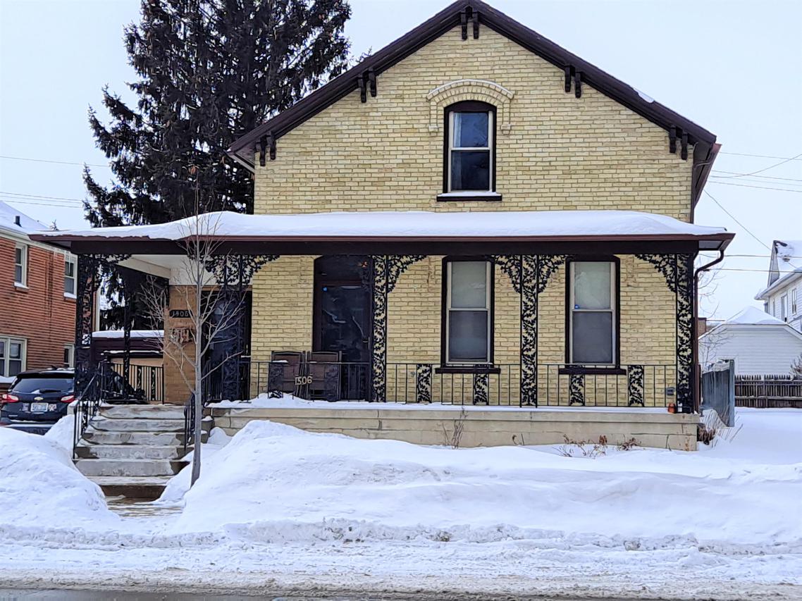 1506 N Main St., Racine, WI 53402