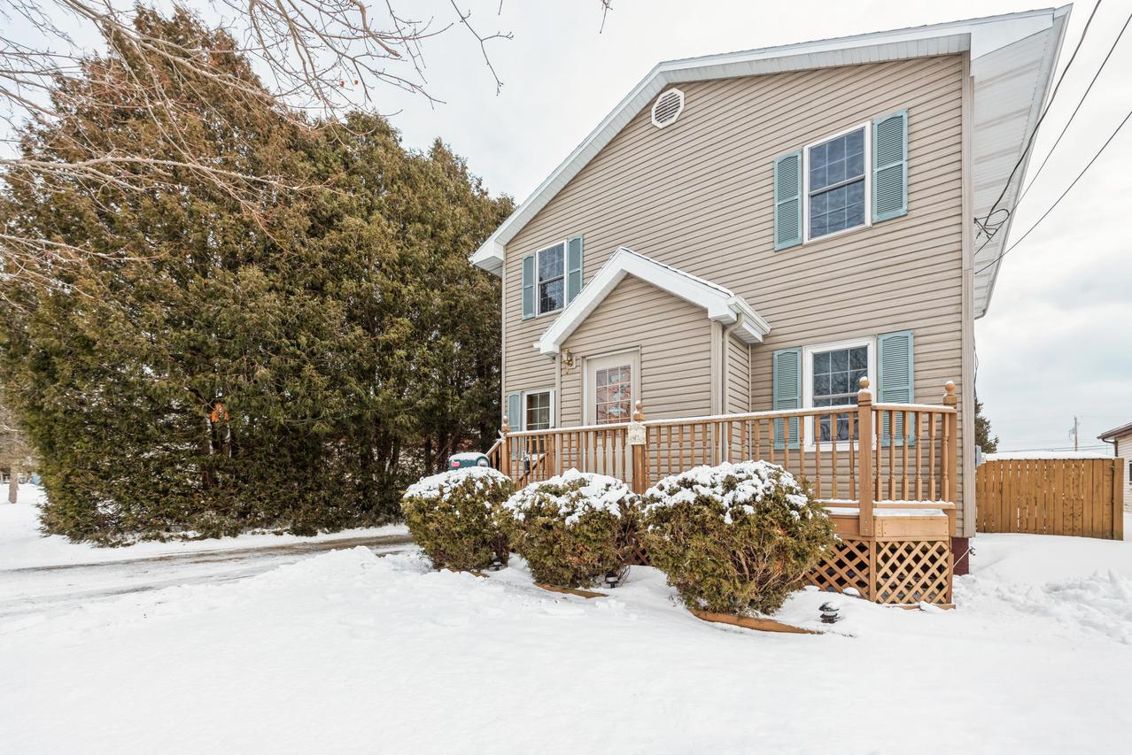 2807 11th St., Two Rivers, WI 54241