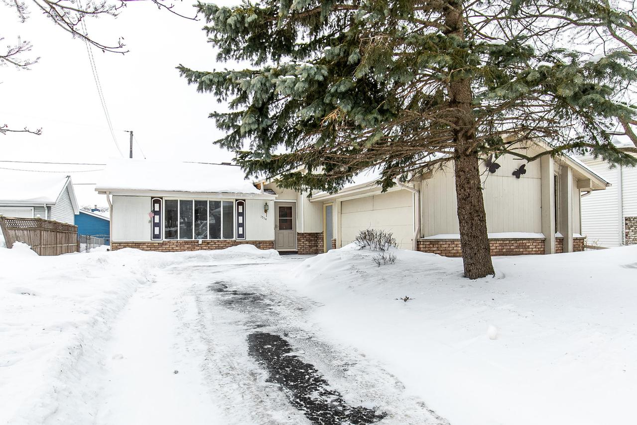 1514 15th Ct., Kenosha, WI 53140