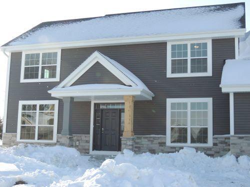 3703 Meadow Rose Ct., Caledonia, WI 53126