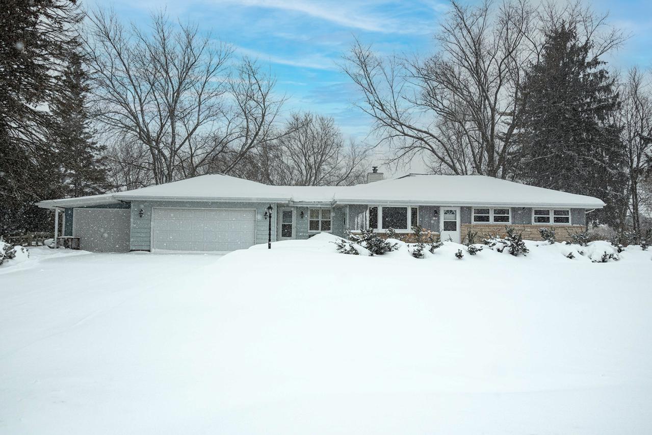 3103 W Southland Dr., Franklin, WI 53132