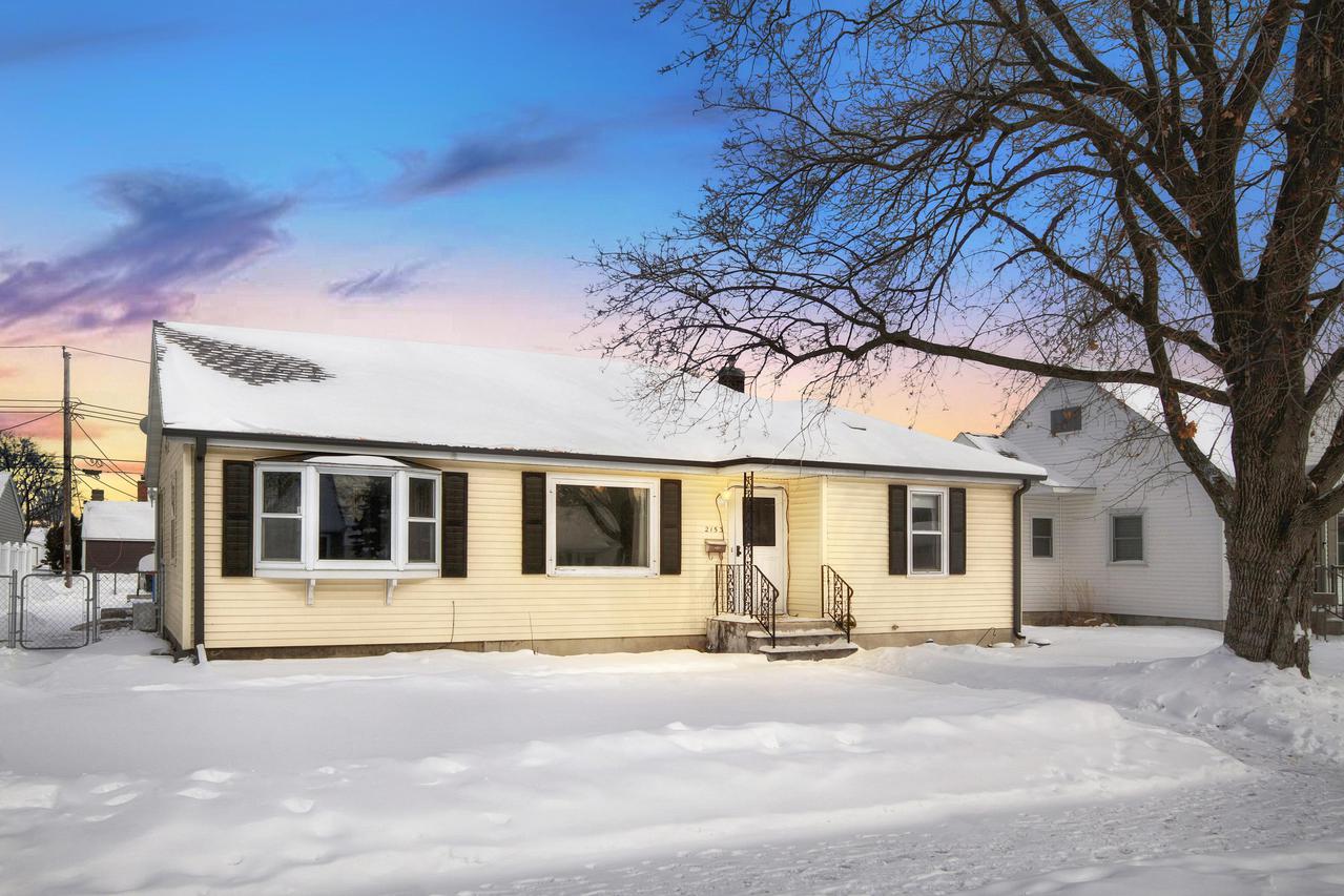 2153 Redfield St., La Crosse, WI 54601
