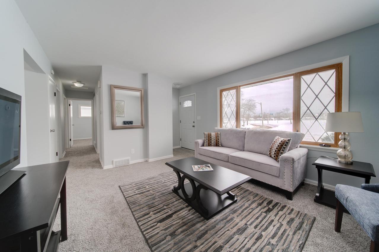 6667 S 19th St., Milwaukee, WI 53221